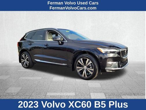 2023 Volvo XC60 B5 Plus Bright Theme
