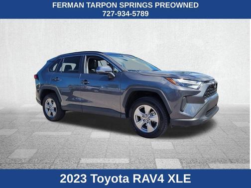 2023 Toyota RAV4 XLE
