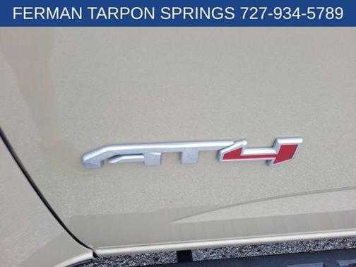 2022 GMC Canyon AT4 w/Leather