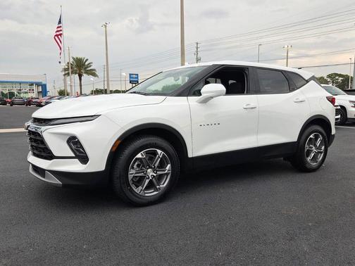 Summit White 2023 Chevrolet Blazer 2LT