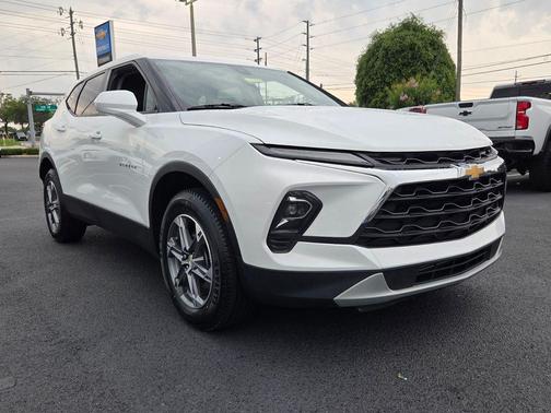 Summit White 2023 Chevrolet Blazer 2LT