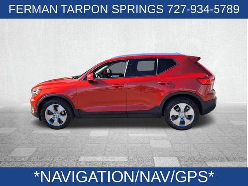 2019 Volvo XC40 T5 Momentum