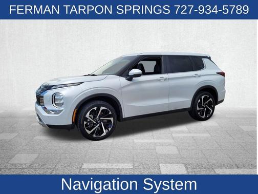 2024 Mitsubishi Outlander SE