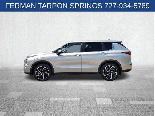 2023 Mitsubishi Outlander SE Special Edition