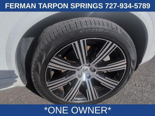 2024 Volvo XC90 B5 Plus Bright Theme