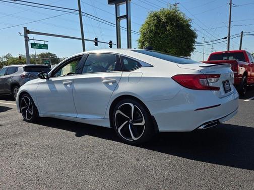 White 2022 Honda Accord Sport 1.5T