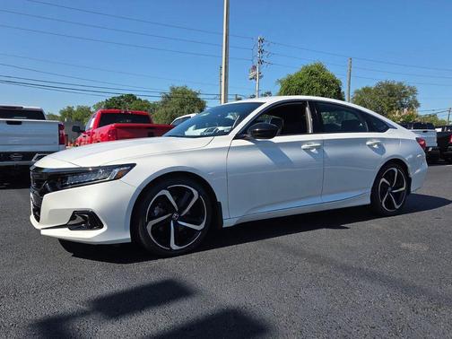 White 2022 Honda Accord Sport 1.5T