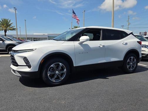 Summit White 2023 Chevrolet Blazer 2LT