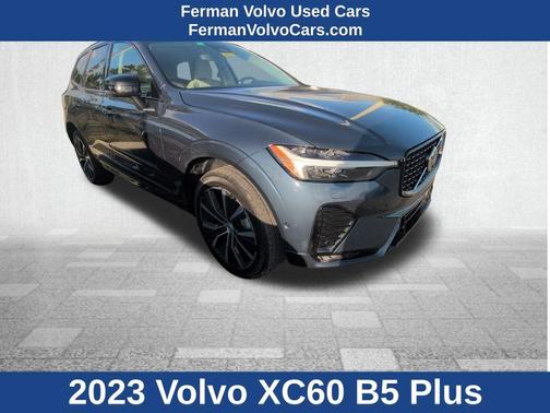 2023 Volvo XC60 B5 Plus Dark Theme