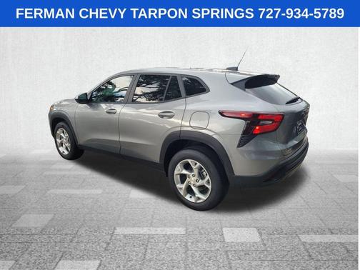 2025 Chevrolet Trax LS