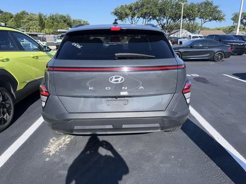 Gray Pearl 2024 Hyundai KONA SEL