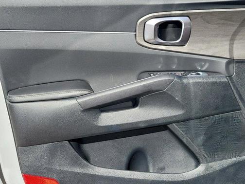 2025 Kia Sorento X-Line EX