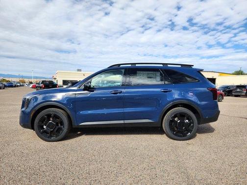 2025 Kia Sorento X-Line EX