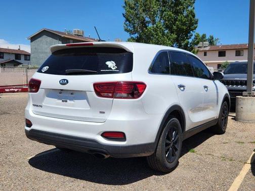 Snow White Pearl 2020 Kia Sorento LX