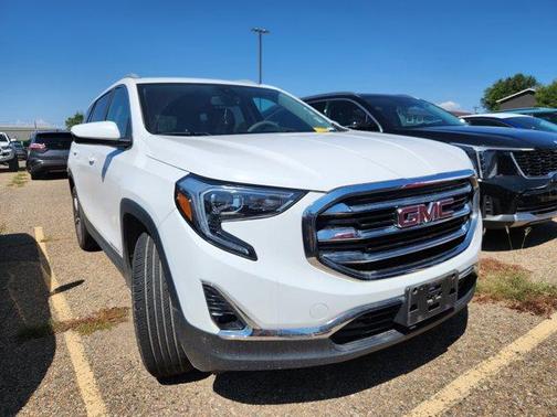 2020 GMC Terrain SLT
