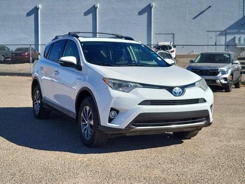 2018 Toyota RAV4 Hybrid XLE