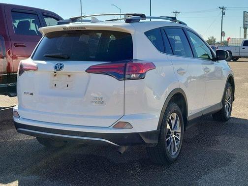 2018 Toyota RAV4 Hybrid XLE