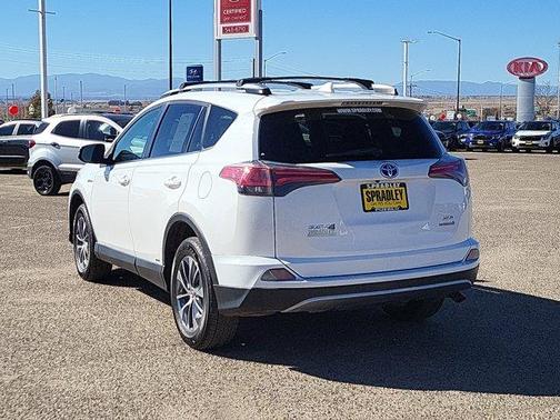 2018 Toyota RAV4 Hybrid XLE