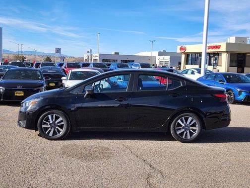 2023 Nissan Versa 1.6 SV