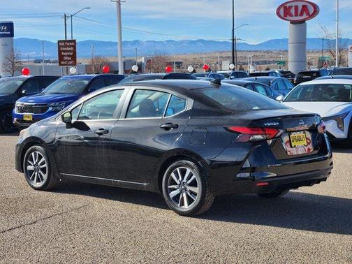 2023 Nissan Versa 1.6 SV