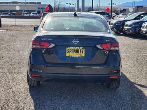 2023 Nissan Versa 1.6 SV