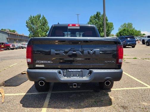 Brilliant Black Crystal Pearlcoat 2016 RAM 1500 Rebel