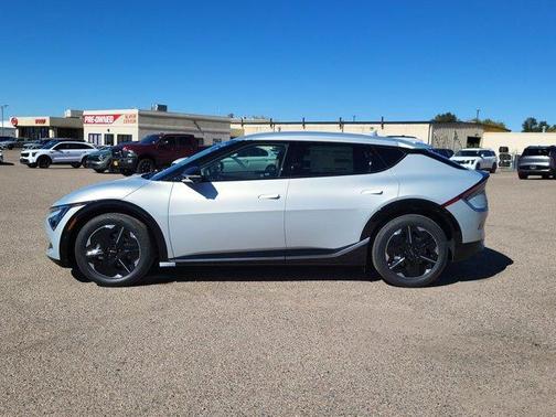 2025 Kia EV6 Wind