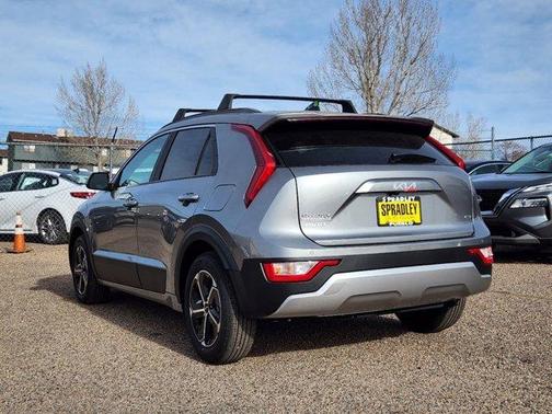 2025 Kia Niro EX