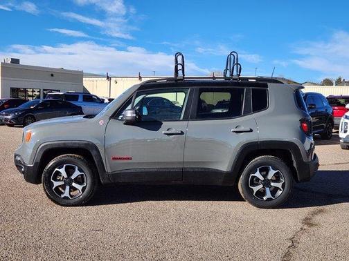 2021 Jeep Renegade Trailhawk