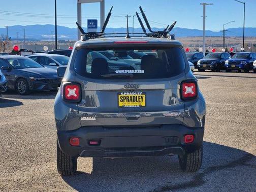 2021 Jeep Renegade Trailhawk