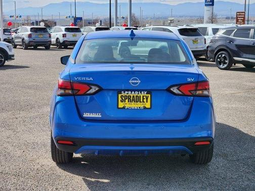 2023 Nissan Versa 1.6 SV