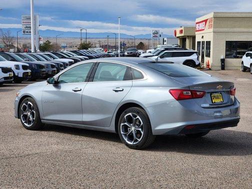 2024 Chevrolet Malibu LT