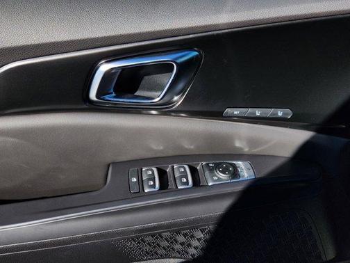 2025 Kia Carnival Hybrid SX