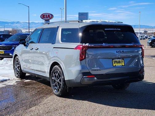 2025 Kia Carnival Hybrid SX