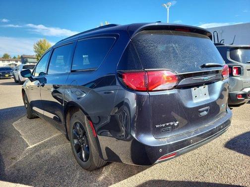 2020 Chrysler Pacifica Hybrid Limited