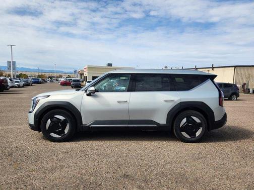 2026 Kia EV9 Wind