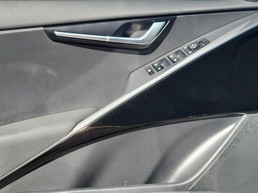 2024 Kia Niro Plug-In Hybrid EX