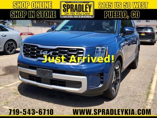 Midnight Black 2023 Kia Telluride S