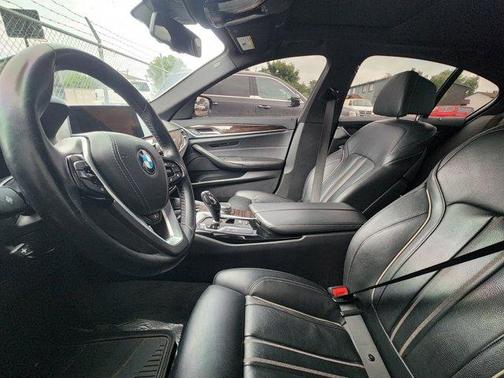 2018 BMW 530e xDrive iPerformance