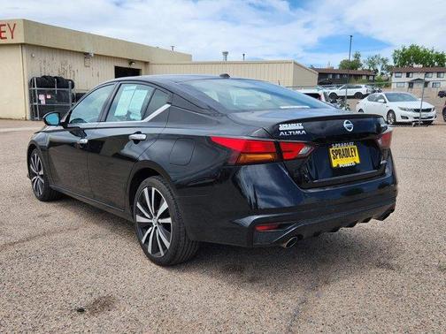 2021 Nissan Altima 2.5 Platinum