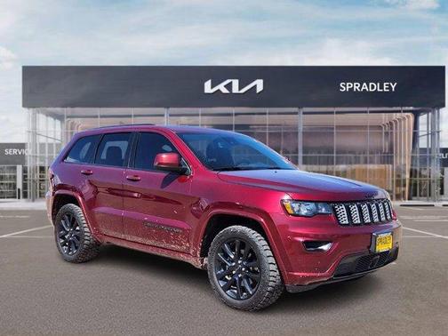 2020 Jeep Grand Cherokee Altitude