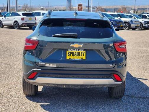 2025 Chevrolet Trax LT