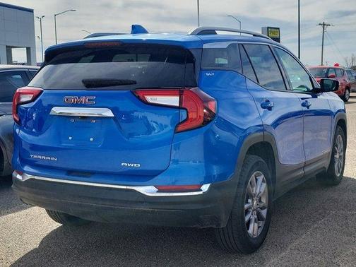2024 GMC Terrain SLT