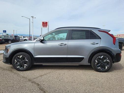 2025 Kia Niro EV Wave