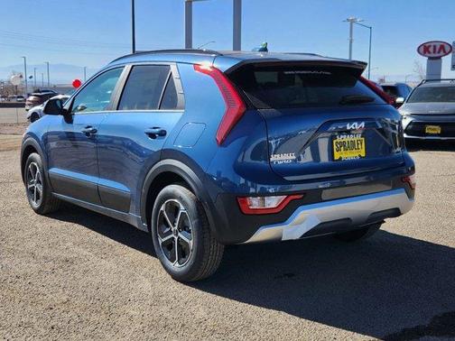 2025 Kia Niro EX