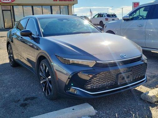 2023 Toyota Crown Platinum