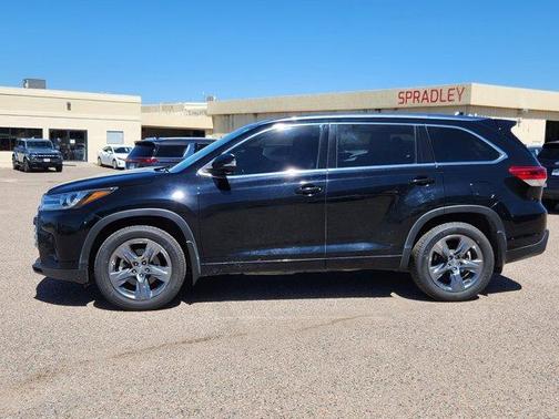 2019 Toyota Highlander Limited Platinum