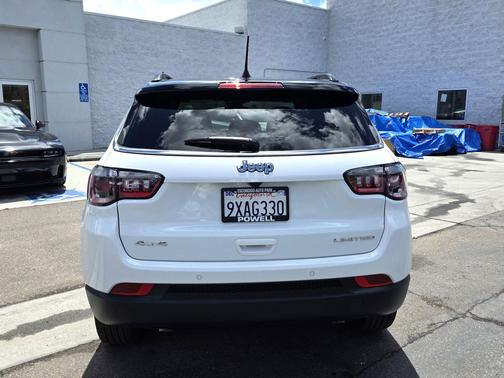 Bright White Clearcoat 2026 Jeep Compass Limited