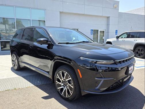 2025 Jeep Wagoneer S Limited