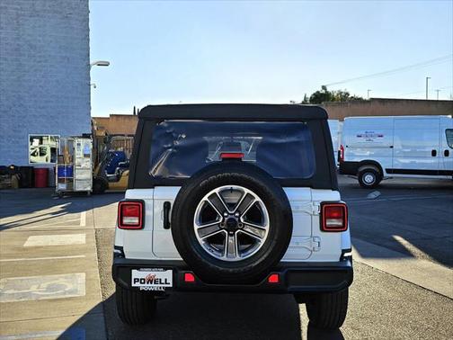 2023 Jeep Wrangler 4-Door Sahara 4x4
